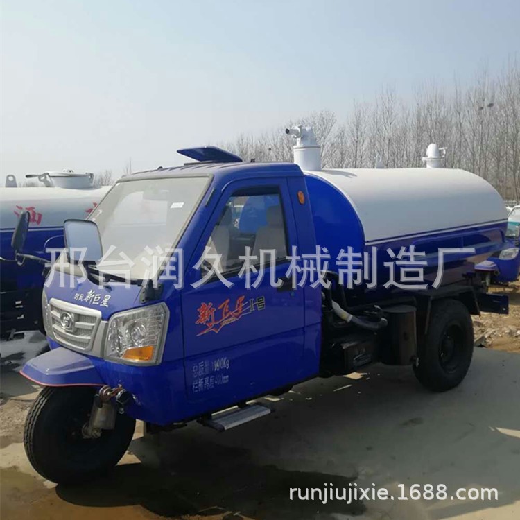 三轮吸粪车大型牛场清粪车 河北邢台小型吸粪车