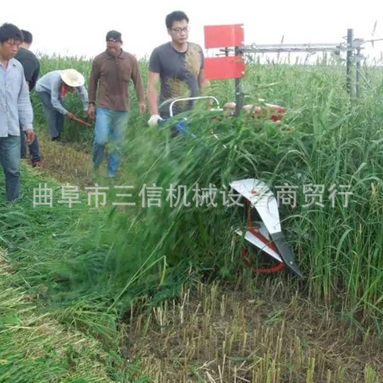 农业机械 小麦水稻谷子稻类麦类 农用联合收割机 工厂新款