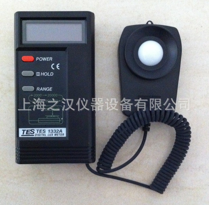 泰仕原装照度仪，照度计，手持式测光仪，数字照度测量仪