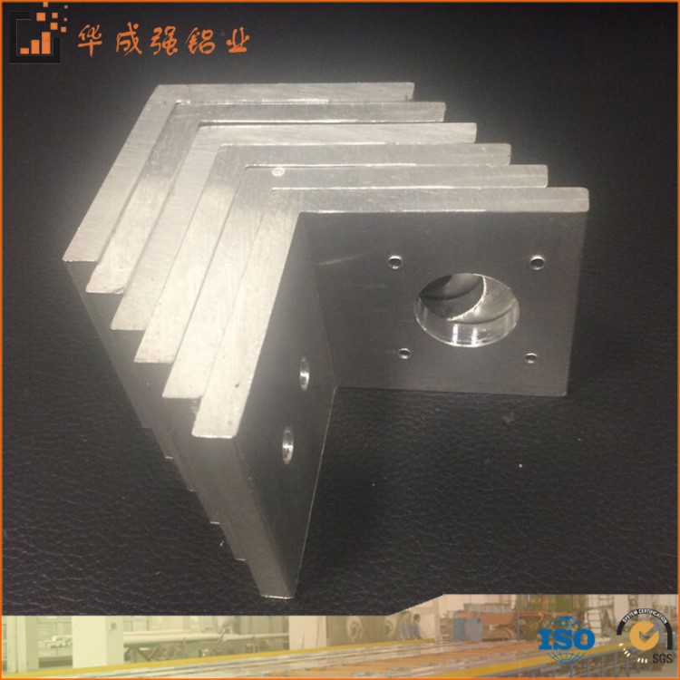 定制高端合页链接件铝型材 铝合金直角链接件 氧化银白五金配件