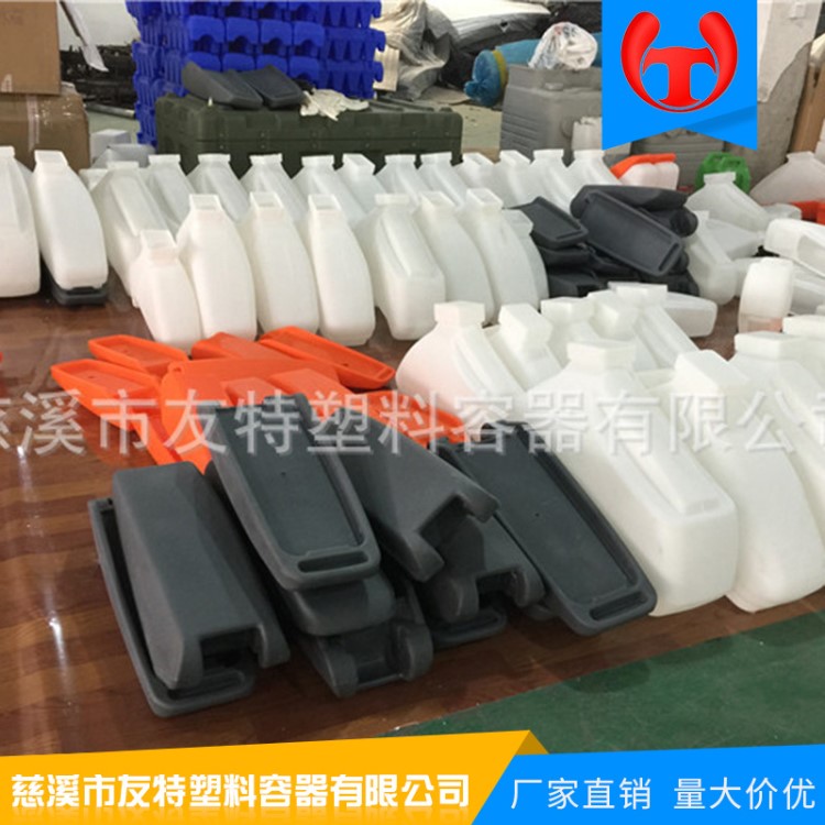 农用播出箱/滚塑种箱批发/农用机械配套塑料水箱加工/滚塑模具