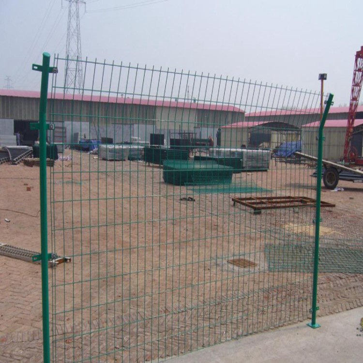浸塑公路铁路护栏网 养殖圈地围栏网 厂家批发大量现货