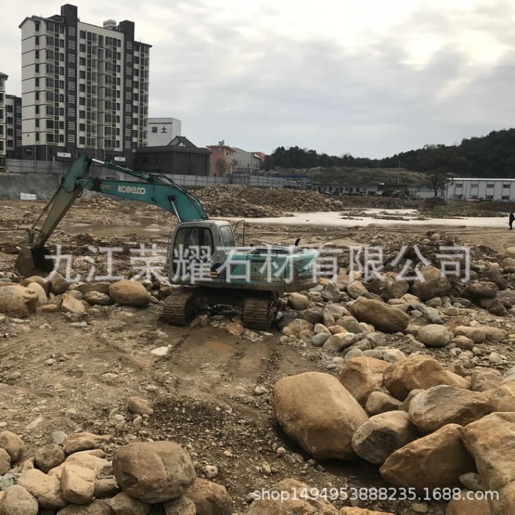 厂家供应 湿地公园溪滩石 园林景观石 江西鹅卵石 河滩石 河冲石