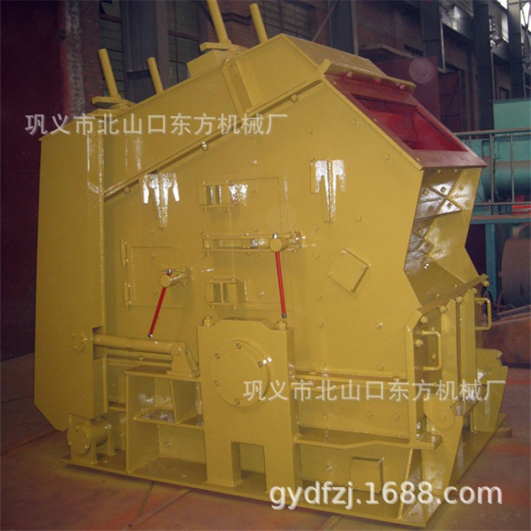 供应 石灰岩河卵石破碎机 石灰石反击式制砂机 大型反击式碎石机