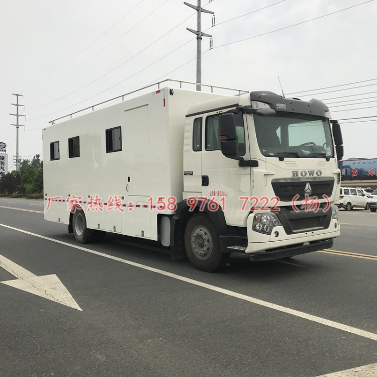 豪沃大型移动餐饮车 高配设备 厨具电器 厂家改装 价格优惠