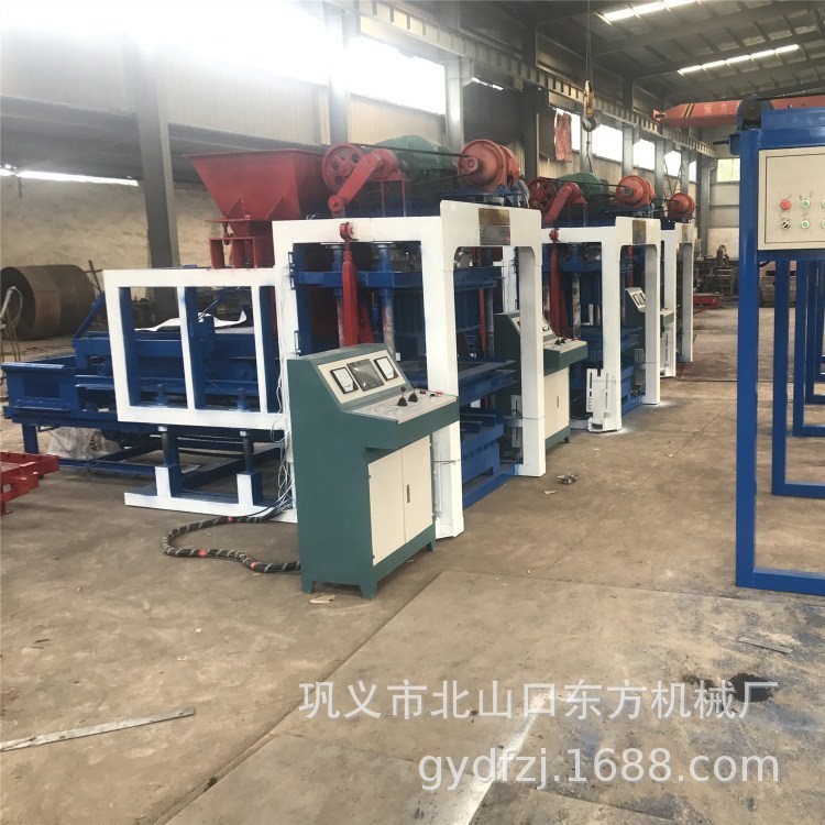 斜坡面路缘石倒斜坡路牙C型路侧石机械 异型路沿石砖机厂家