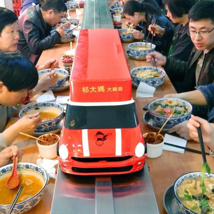 东莞鸿匠面食送餐车/轨道送餐车/寿司送餐车/火锅餐点送餐车