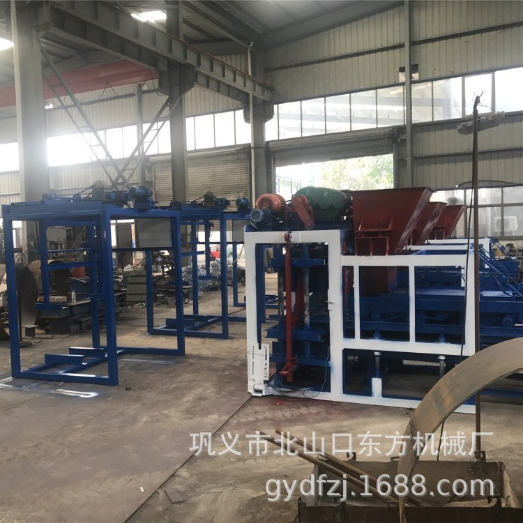 多功能小型制砖机  全自动液压免烧砖机 混凝土水泥砌块成型机