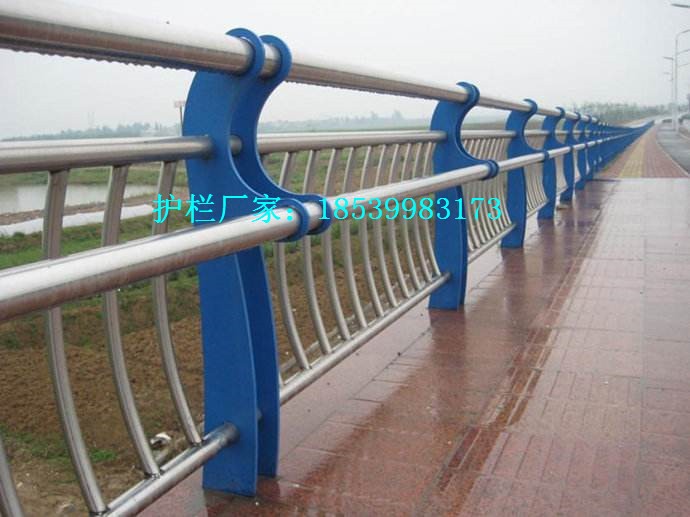 许昌厂家定制桥梁防撞护栏 河道景观不锈钢复合管栏杆