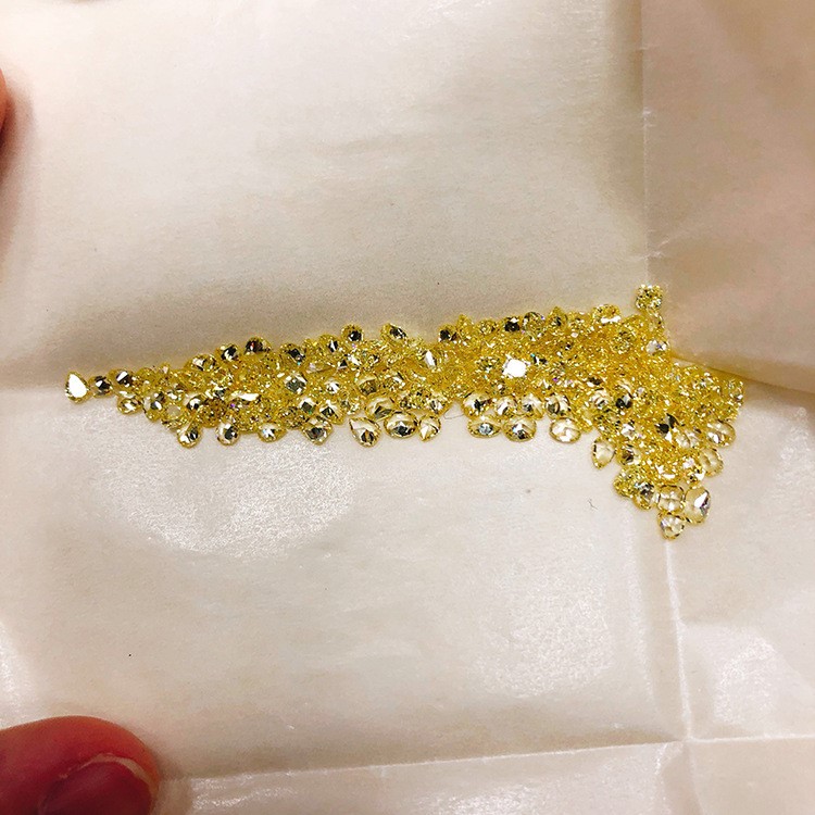 蛋形金記珠寶天然南非鑽石黃鑽裸鑽馬眼愛心香港20分50分定製戒指