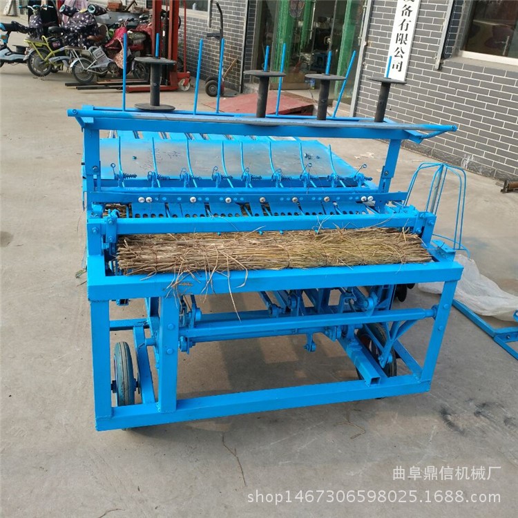 自动喂料编织机 大棚防冻专用草帘编机 草帘机价格