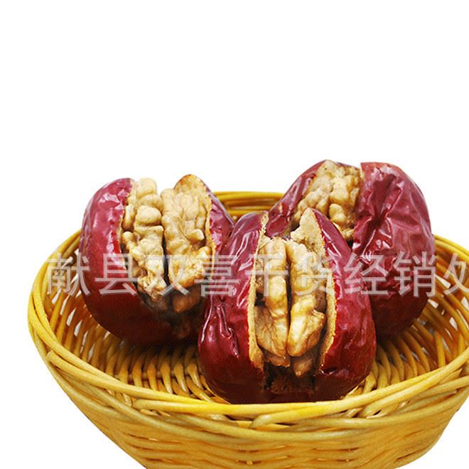 厂家直销新疆特产枣加核桃夹心枣零食红枣夹核桃散装称重