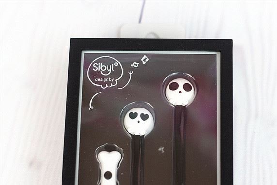 时尚卡通爱心眼睛耳机 精装语音耳麦 入耳式耳塞 学生生日礼品